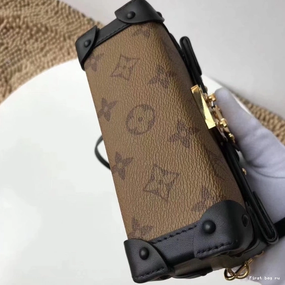 Frstbag ru Louis Vuitton CHANELutch Trunk Malle Petite 0815